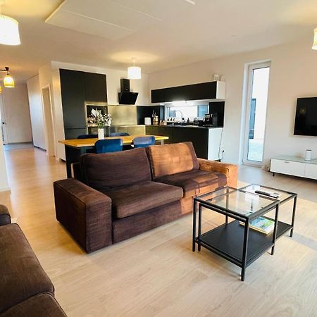 House Flow, 3 Room, Free 2 Parking Bratysława Zewnętrze zdjęcie