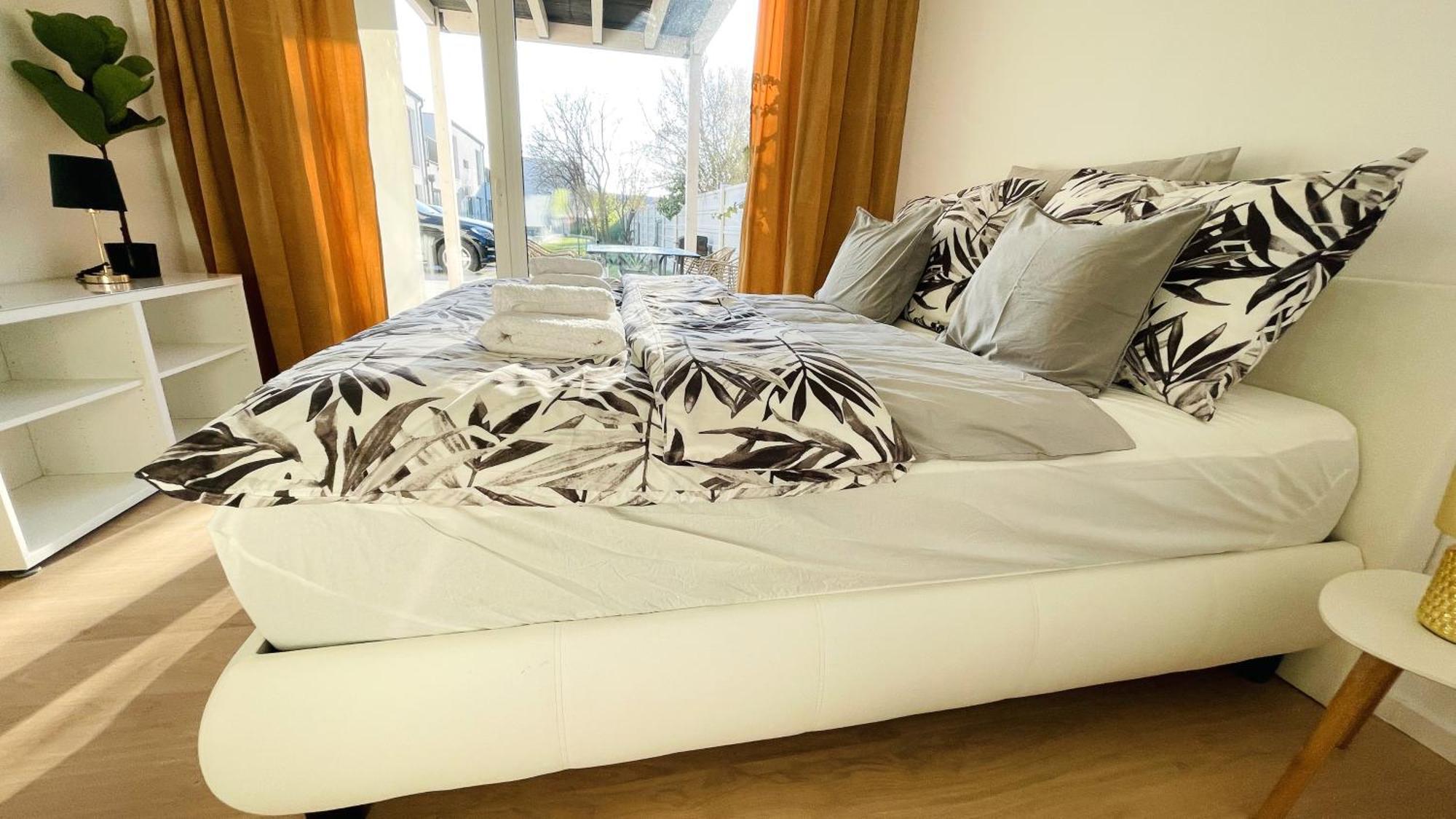 House Flow, 3 Room, Free 2 Parking Bratysława Zewnętrze zdjęcie