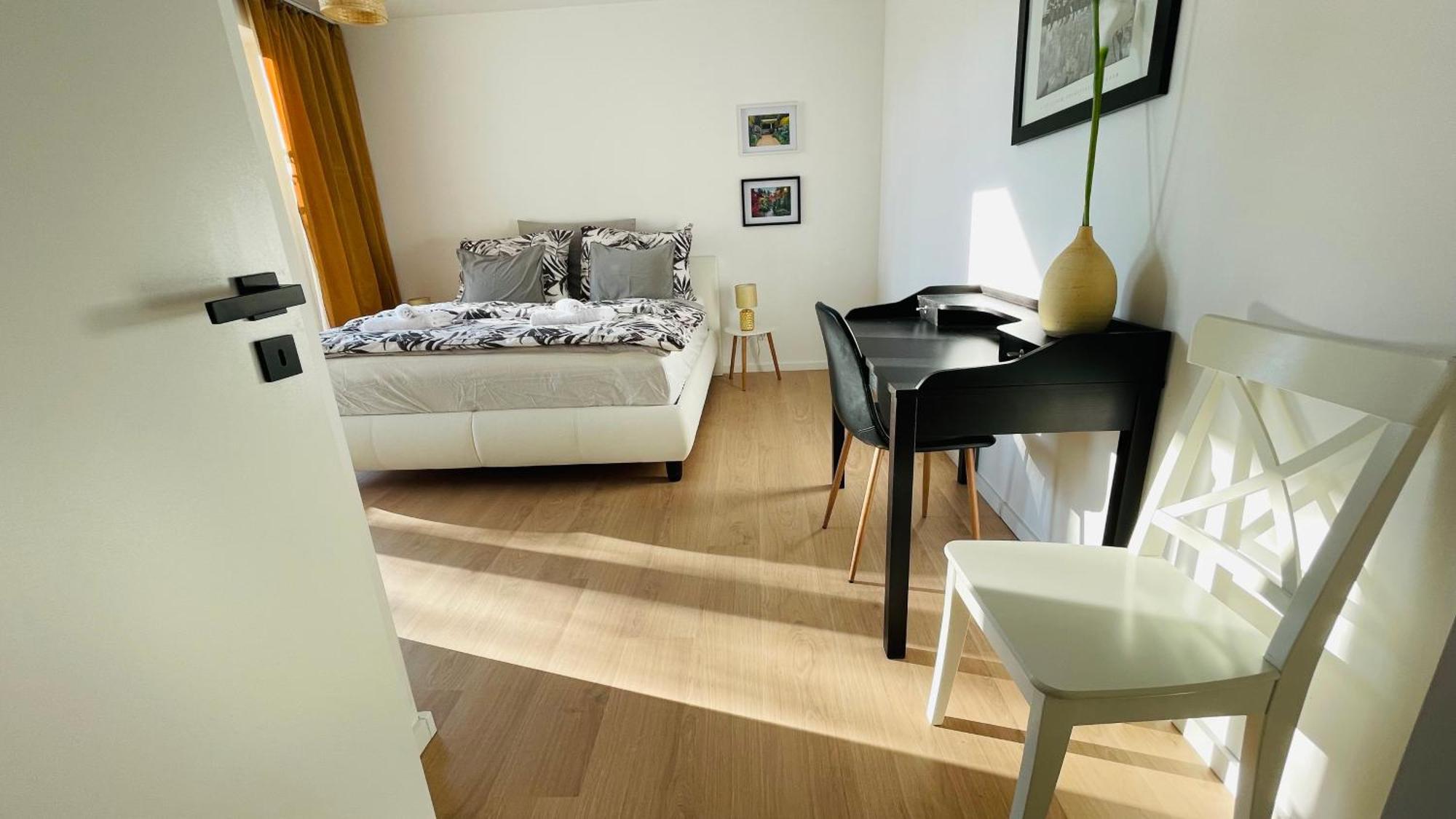 House Flow, 3 Room, Free 2 Parking Bratysława Zewnętrze zdjęcie
