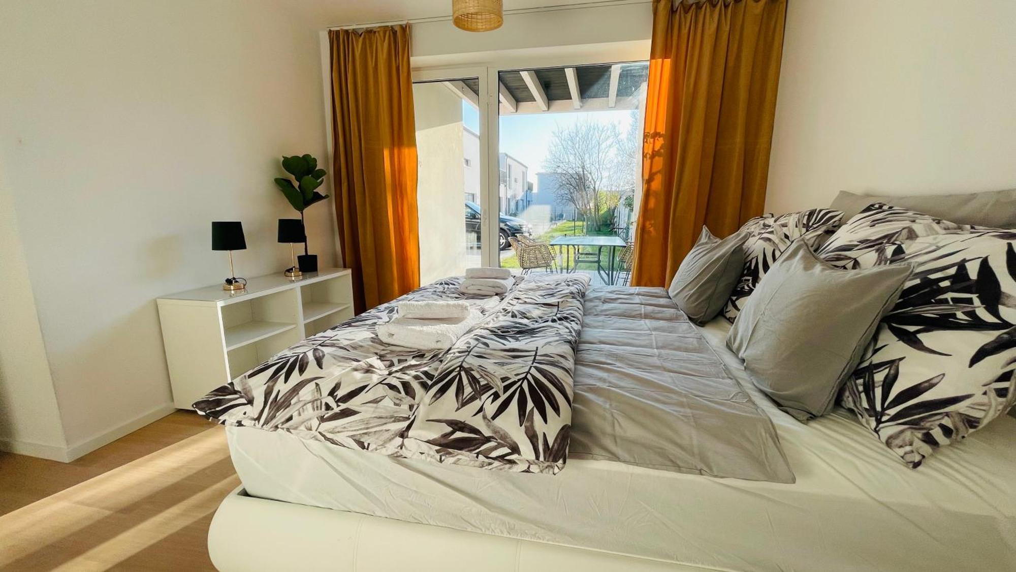 House Flow, 3 Room, Free 2 Parking Bratysława Zewnętrze zdjęcie