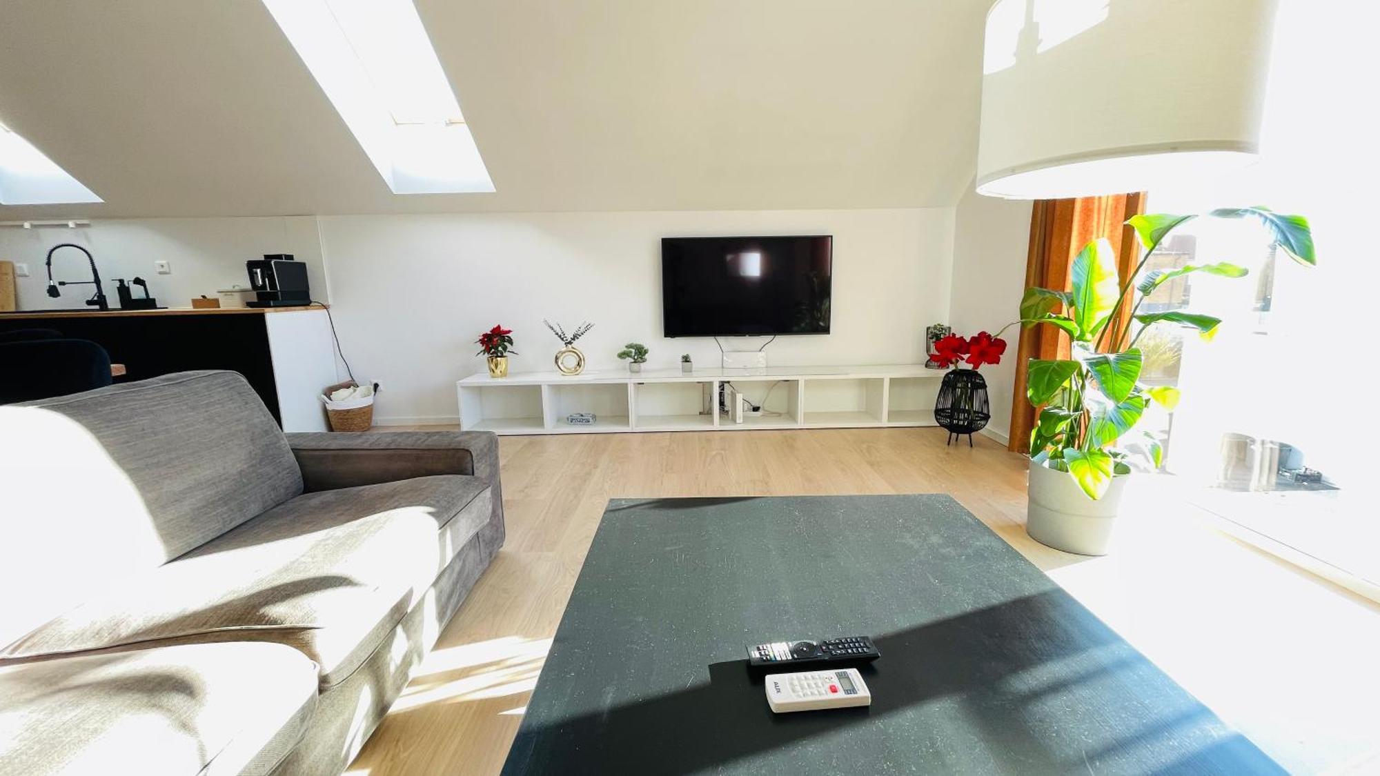 House Flow, 3 Room, Free 2 Parking Bratysława Zewnętrze zdjęcie