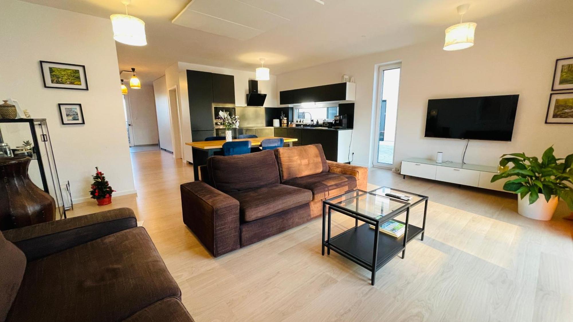House Flow, 3 Room, Free 2 Parking Bratysława Zewnętrze zdjęcie