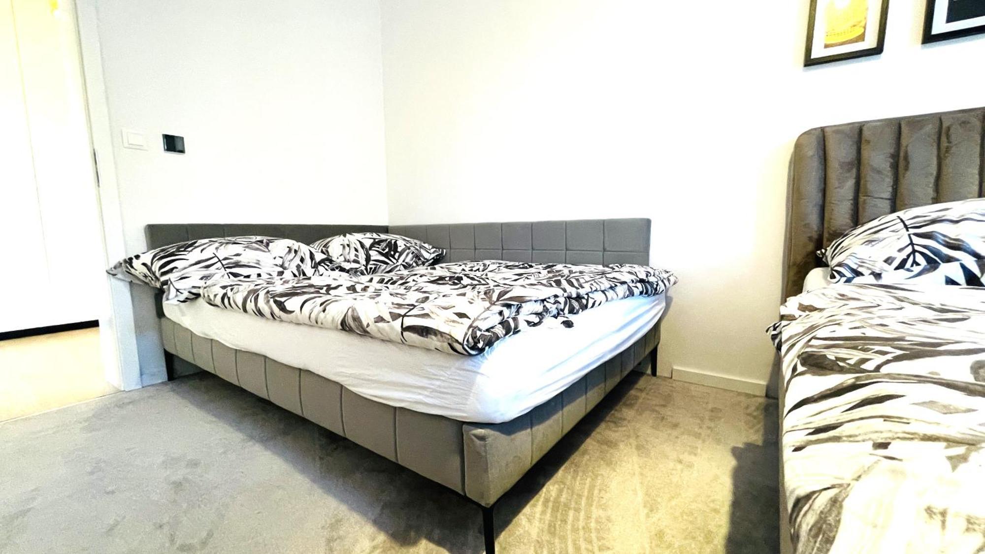 House Flow, 3 Room, Free 2 Parking Bratysława Zewnętrze zdjęcie