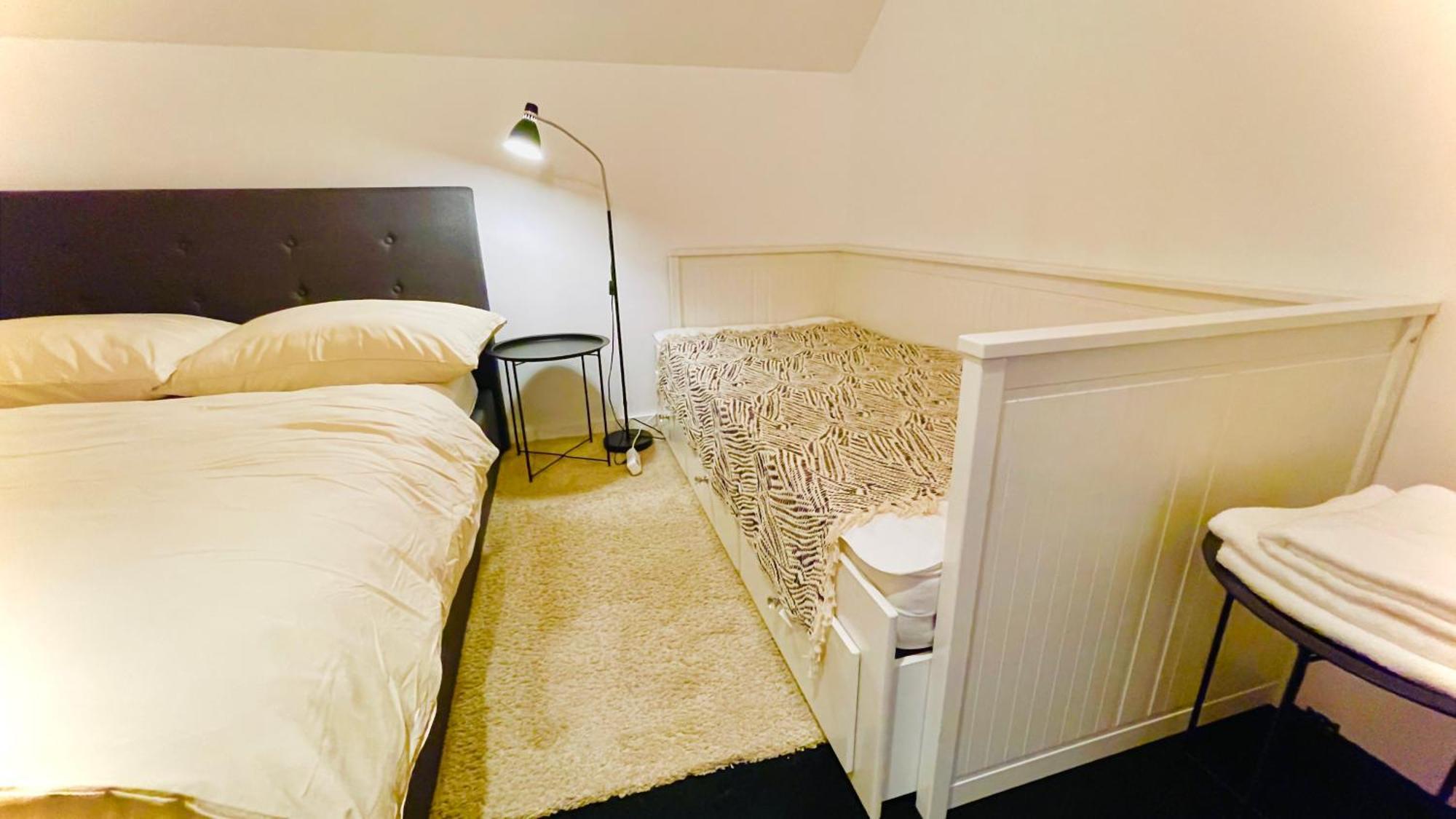 House Flow, 3 Room, Free 2 Parking Bratysława Zewnętrze zdjęcie